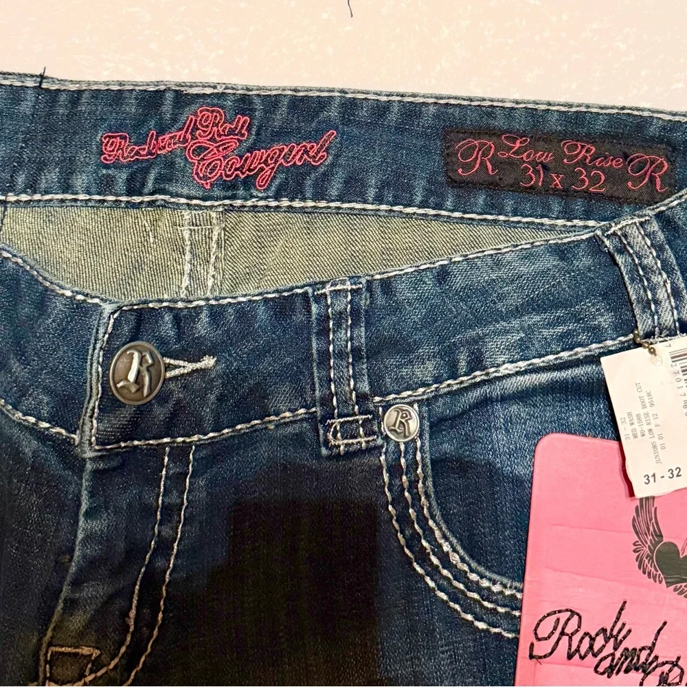 Rock & Roll Cowgirl Medium Wash Low Rise Boot Cut Jeans - Picture 4 of 5